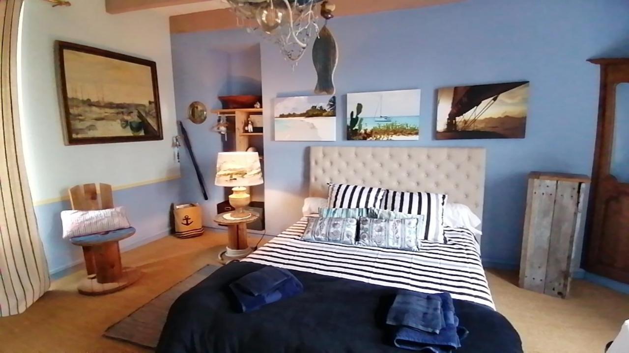 La Tocade Del Arte - Dinan Bed & Breakfast Lanvallay Rom bilde