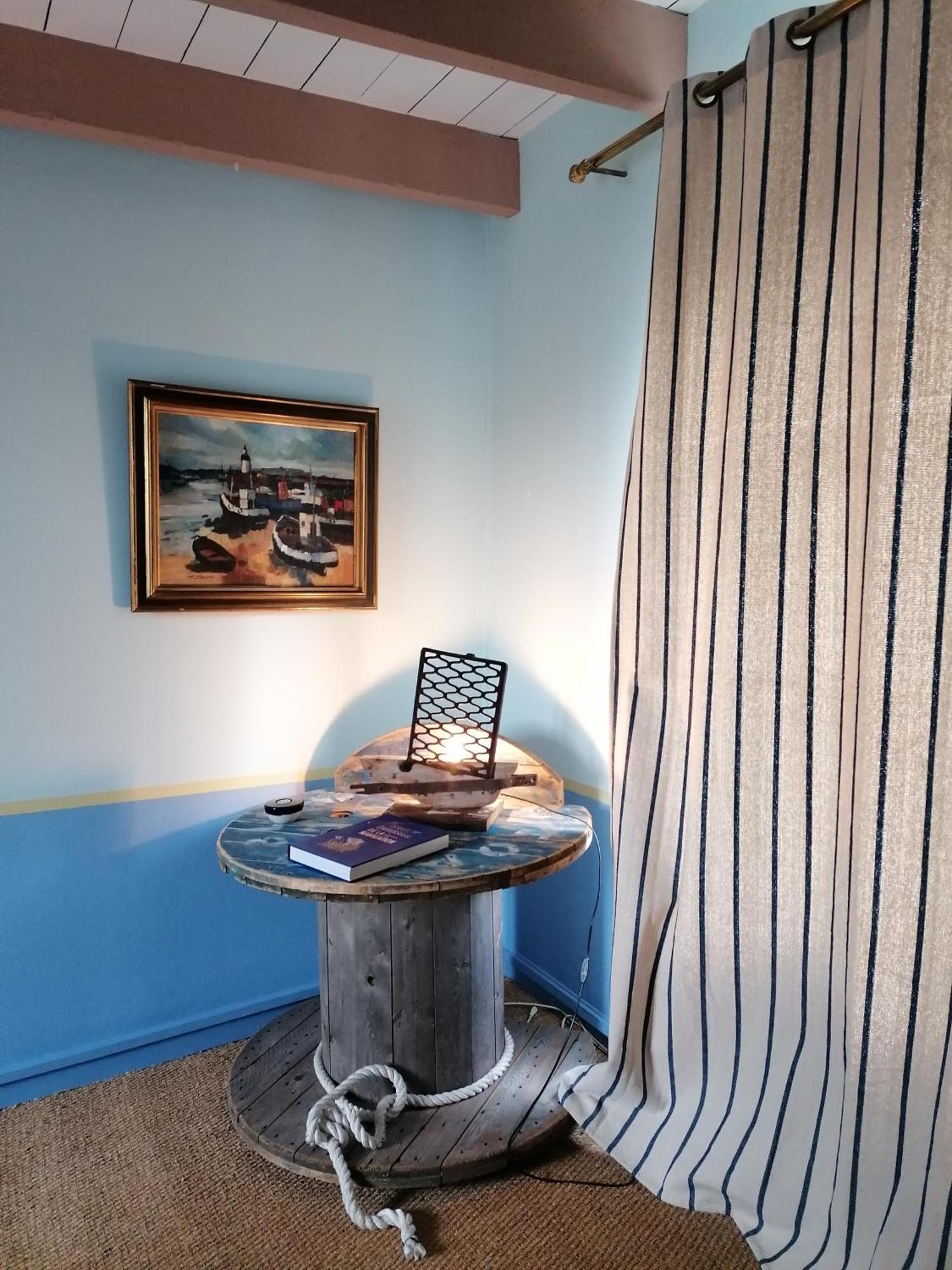 La Tocade Del Arte - Dinan Bed & Breakfast Lanvallay Rom bilde