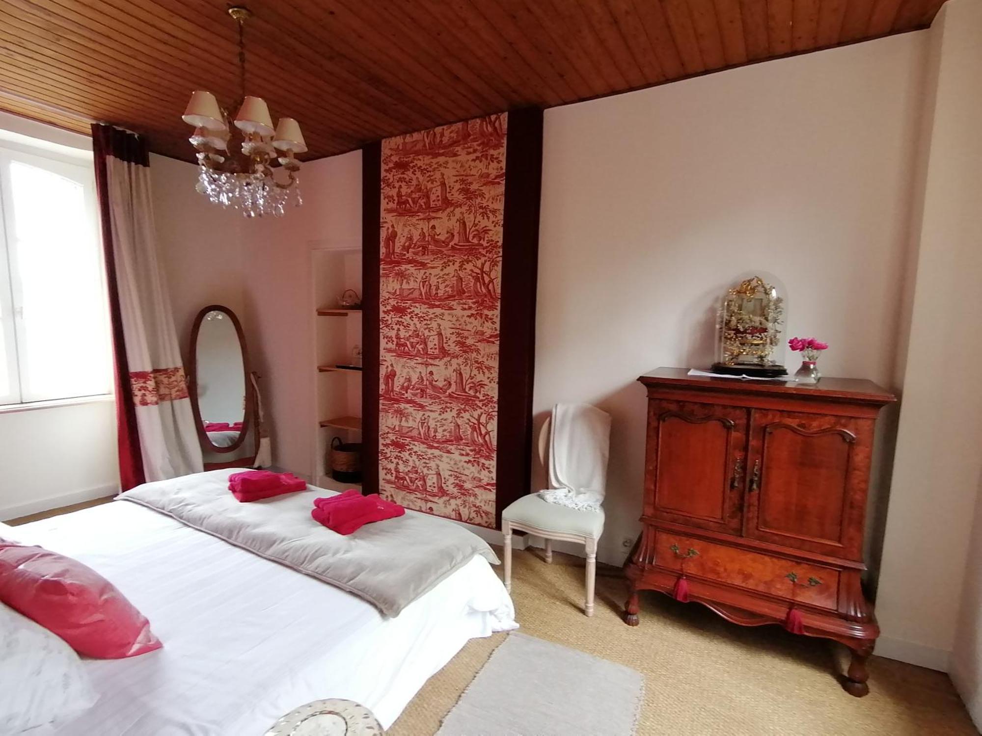 La Tocade Del Arte - Dinan Bed & Breakfast Lanvallay Rom bilde